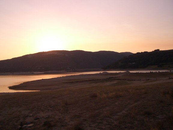 Noiti�a en Alberguer�a. 2005. Fotograf�as de Juan Carlos �lvarez. Moitas grazas.